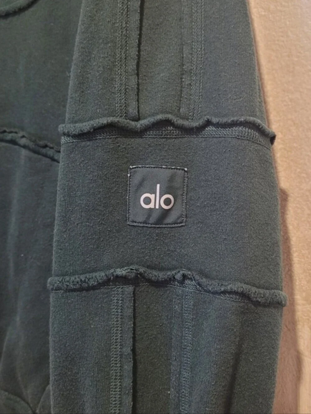 ALO Yoga size medium